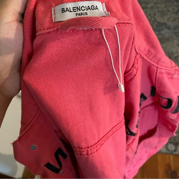 Authentic Balenciaga pink denim jacket . - Picture 4 of 5
